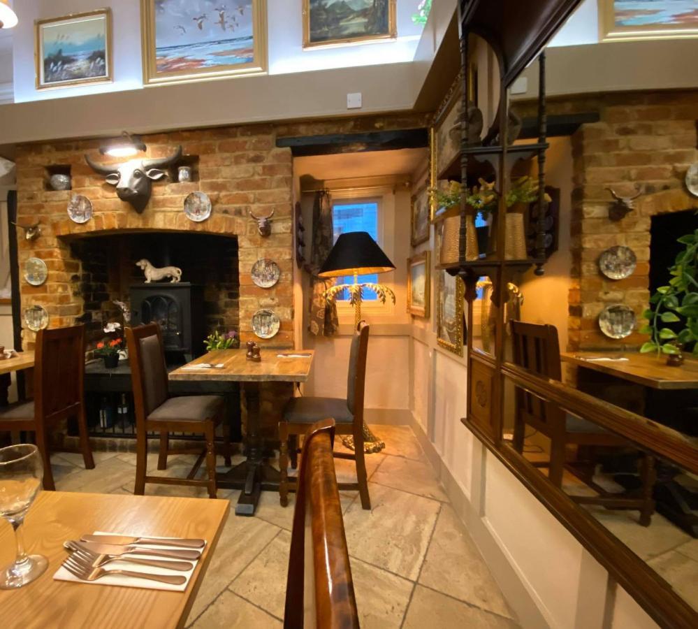 The Bull Hotel Stony Stratford Exterior photo